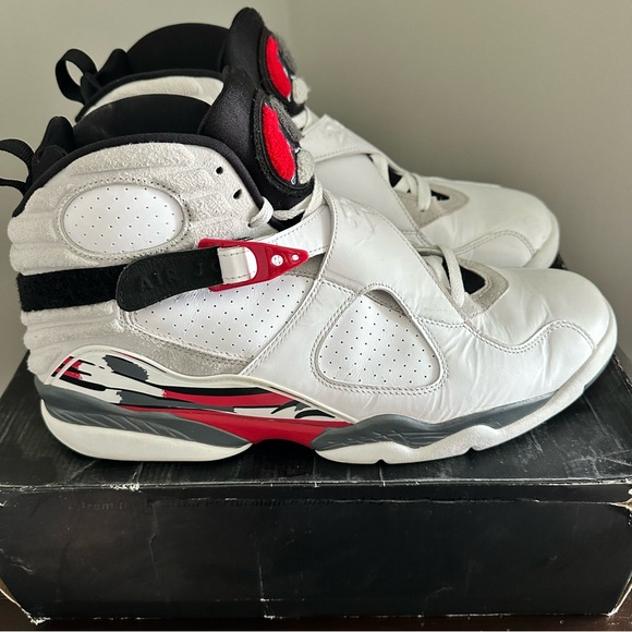 Air Jordan 8 Retro 'Bugs Bunny' 2013 White / Black/ True Red - Picture 10 of 13